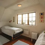 Three-bedroom In Prázdninový dům *